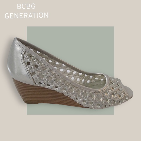 BCBGenervation Tylar Silver Woven Open Toe Wedge Heel - Size 6.5 - Picture 4 of 16